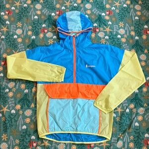Cotopaxi Teca Windbreaker